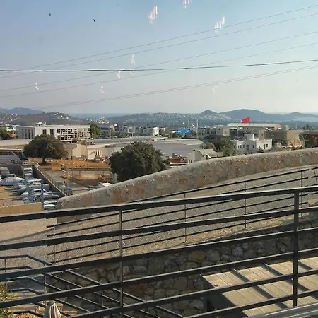 Havuzlu Sitede Manzarali Daire Apartment Bodrum