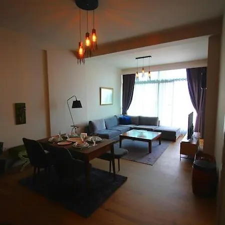 Apartment Havuzlu Sitede Manzarali Daire